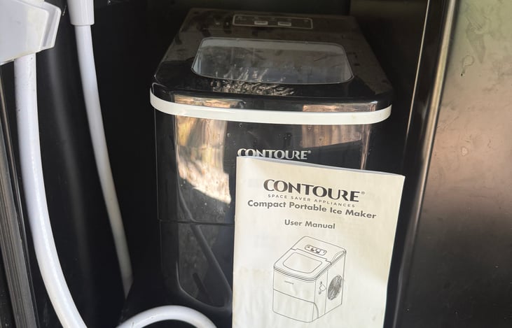 Ice maker is ready for those hot Florida summer beach days!!