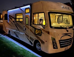 Thor Motor Coach ACE 30.4