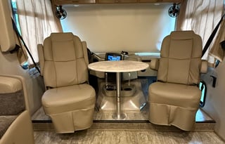 Sunshine Cruiser – All Inclusive Resort on Wheels