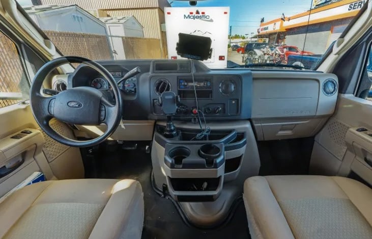 Easy-to-drive Ford E-450 Class C RV — perfect for family trips, festivals, and Las Vegas road adventures.