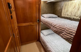 2014 Tiffin Phaeton 40QKH Bunkhouse