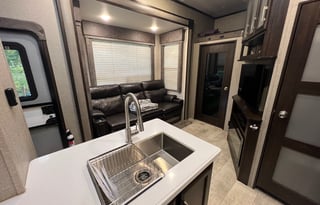 2020 Grand Design Momentum G-Class 350G