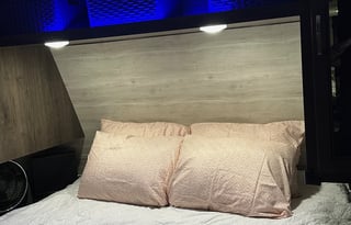 Sunset Haven: Cozy Camper by the Coast