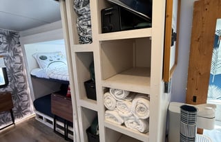 “Miami Vibe”, Family Friendly Resort on wheels!