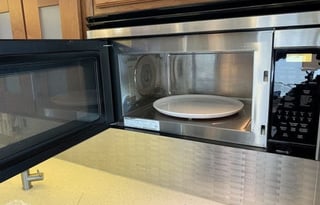 Fully Loaded Winnebago Tour bus 40'