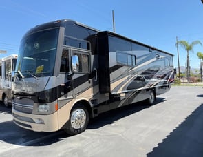 Winnebago Adventurer 35P