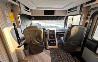 2022 Holiday Rambler Vacationer 35K