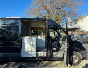 Mercedes-Benz Mercedes-Benz Sprinter