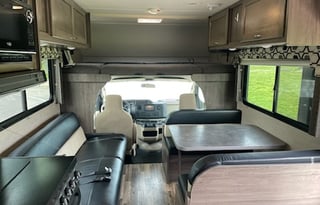 2016 Winnebago Minnie Winnie 25B