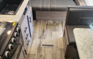 DELIVERY ONLY 2024 coleman LT274BH