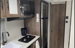 2021 Prime Time RV Avenger LT 17BHS