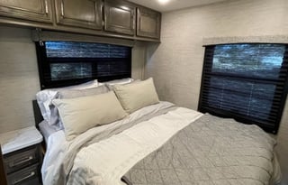 2023 Entegra Coach Odyssey 31F