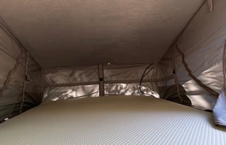 ✹Meet Vanessa✹ A Brand New  MBZ Metris  w/Solar