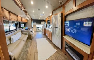 MEMORY MAKER: 2020 Tiffin Open Road - GlampersCA