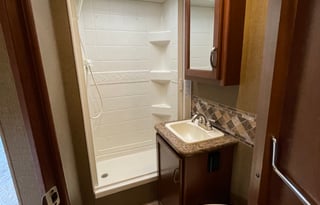 2017 Thor Motor Coach Freedom Elite 23H