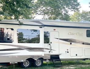 Forest River RV Cedar Creek Hathaway Edition 36CKTS