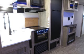 NEW 2021 Forest River Alpha Wolf 30DBH-L