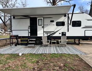 Highland Ridge RV Range Lite 241BH