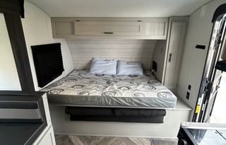 Kristyn and Kyle’s Kicking Kamper