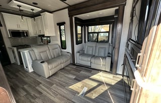 Luxury 45' Voltage Toy Hauler