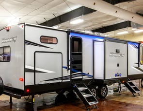Forest River RV Cherokee Alpha Wolf 33BH-L