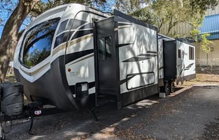 2021 Keystone Outback 330RL
