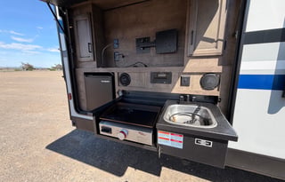 2022 Venture RV SportTrek ST332VBH