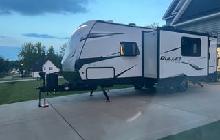 2021 Keystone RV Bullet 250BHS - Sleeps 8!