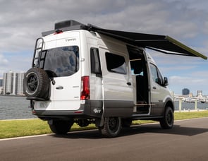 Tiffin Motorhomes GH1 Std. Model