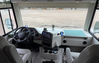 "Moms Fern" Thor Motor Coach 29D