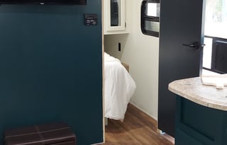 Renovated Vacation Ready Super Clean Delivery Only