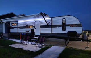 Pet Friendly, Family Friendly, Spacious and Ready!