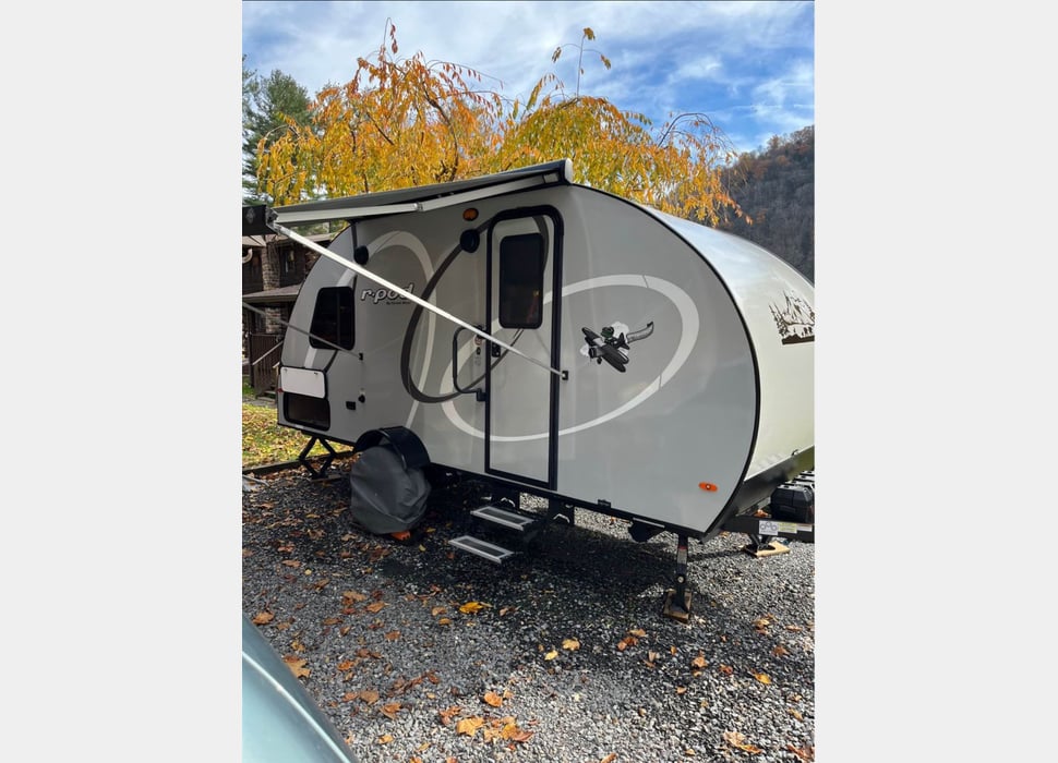 Travel Trailer rentals in Newark