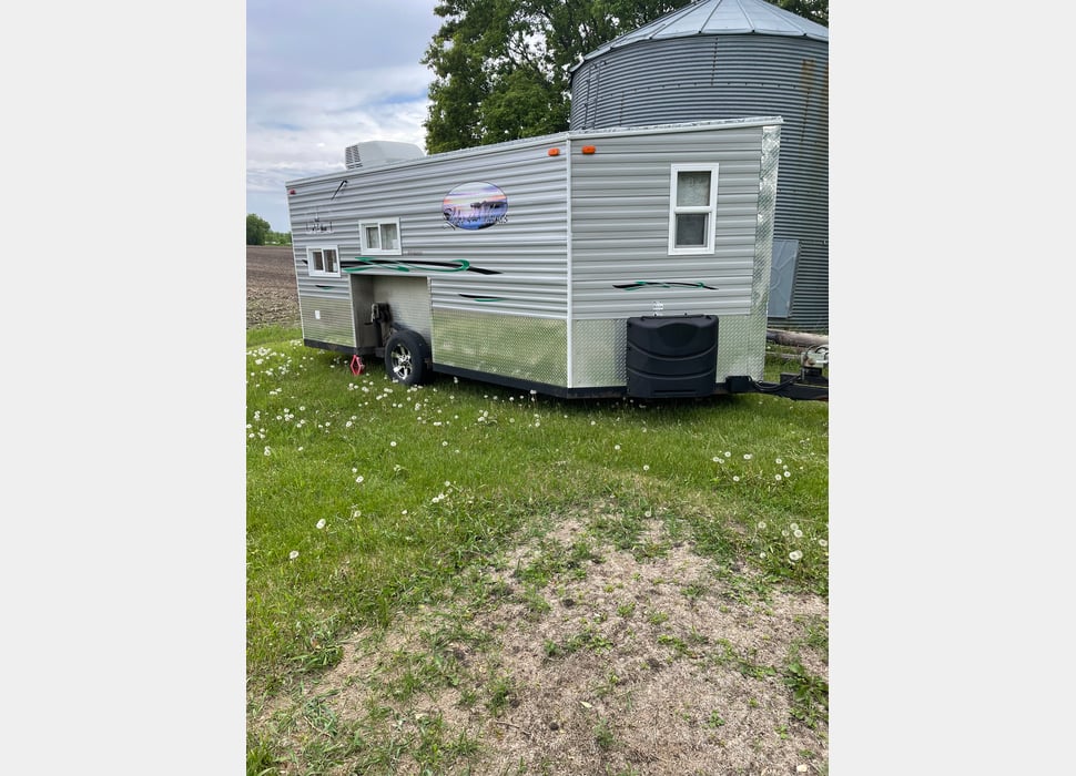 Travel Trailer rentals in Rice