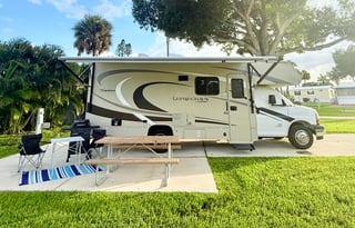 Luna the Leprechaun -2021 Coachmen RV Leprechaun