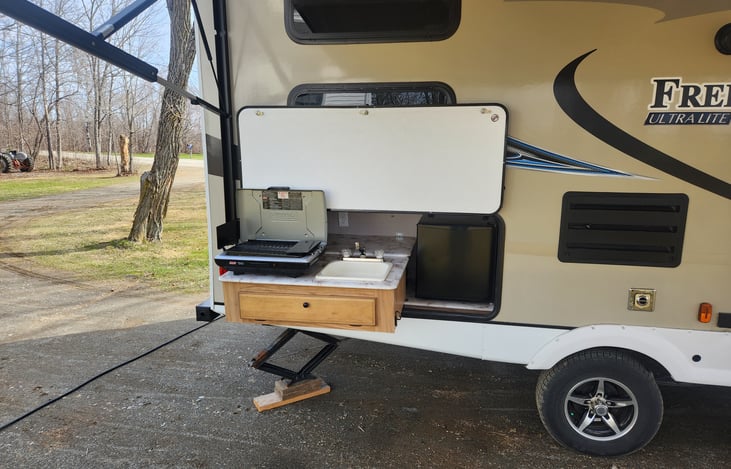 Outdoor cooking area