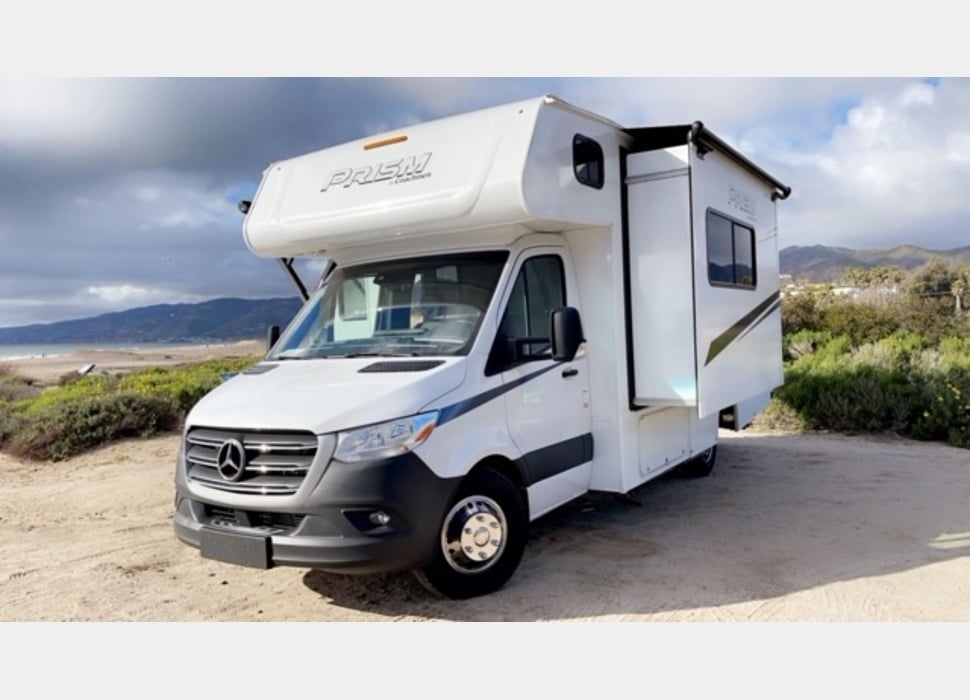 Class C Motor Home rentals in El Segundo