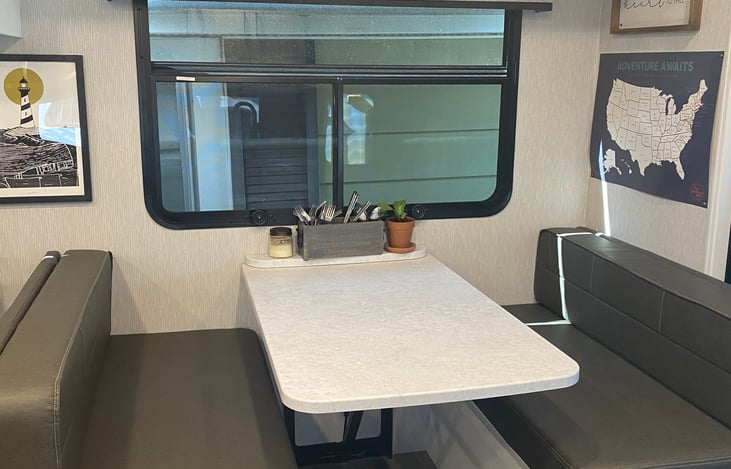 Dinette that transforms into bed