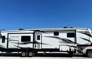 2022 Bighorn 5th wheel