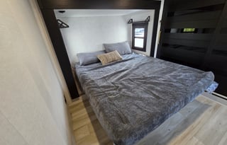 2025 Luxury New Forest River Salem Hemisphere