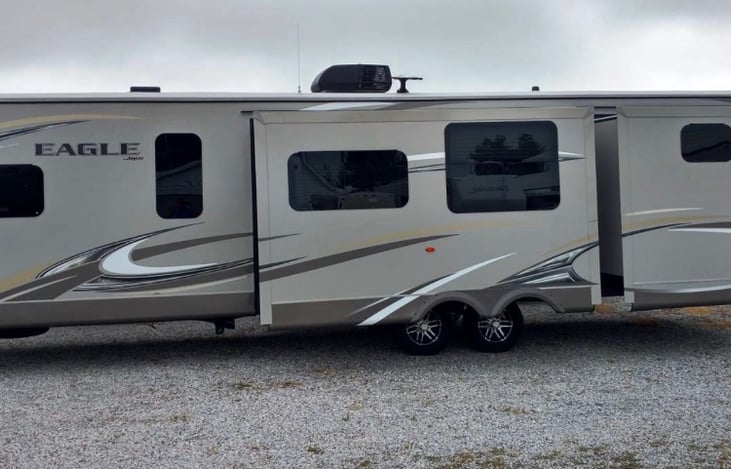 Two slide outs for living area and bunk house