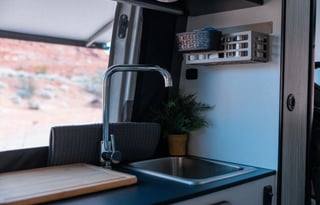 24 Winnebago Revel ALPINE FREE P/U +MILES+STARLINK