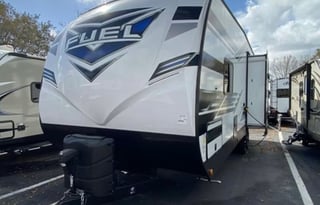 set up and deliver kid friendly toy hauler