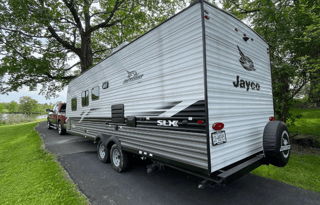 Zeus the 2022 Bunkhouse (Sleeps 8)