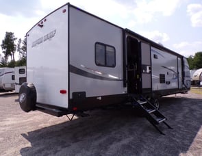 Forest River RV Cherokee Alpha Wolf 29DQ-L