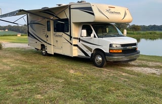 2017 Coachmen RV Freelander 26RS Chevy 4500