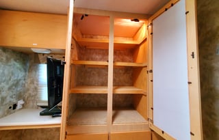 Beautiful, Spacious, Easy Driving Winnebago!