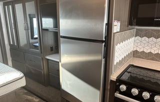 Falcon RV Rentals - 2023 Thor Windsport 29M