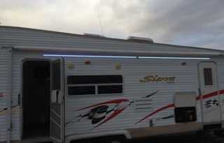 2005 28ft Toy Hauler Large Garage Pets ok free gen