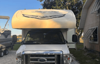 Family Friendly Jayco Greyhawk 31FS w/ bunks
